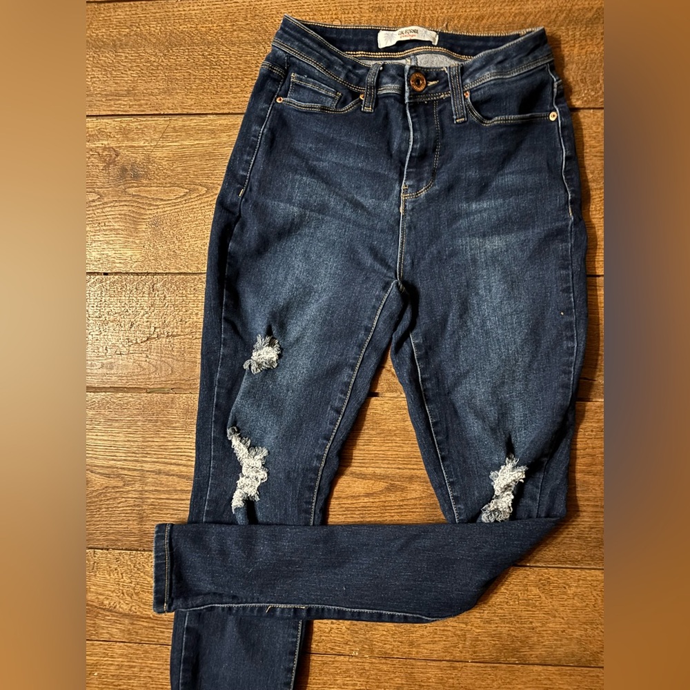Dark Blue Distressed Skinny Jeans